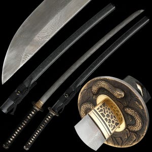40" Hand Forged Japanese Samurai Sword Full Tang Razor Sharp Folded Damascus Steel Katana with Python Copper Tsuba - Black Lacquer Saya