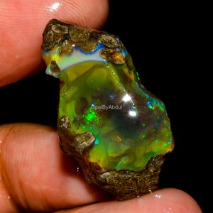 Natural Ethiopian Opal Fancy Shape Oil Rough Loose Gemstone 23 Ct 28X16X11 MM OR-1341