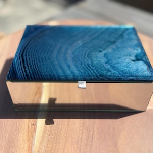 Joyero vintage Tahari con espejo biselado: 20 x 16,5 x 6,35 cm