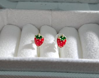 Brincos de pressão de morango para meninas, joias infantis, brincos sem furo.