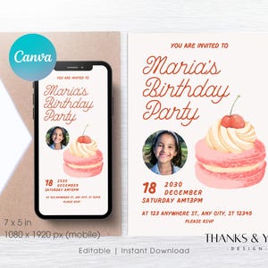 以下が含まれることがあります： 「Maria's Birthday Party」のテキストと、さくらんぼをトッピングした重ねられたデザートの水彩イラストが特徴の誕生日パーティー招待状。招待状はスマートフォンと印刷されたカードに表示され、Canvaのロゴが付いています。