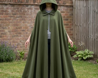 Fantasy Elven Cloak with Hood, Medieval Renaissance Cape, Emerald Green Coat Women, LARP Ren Faire Cosplay Costume