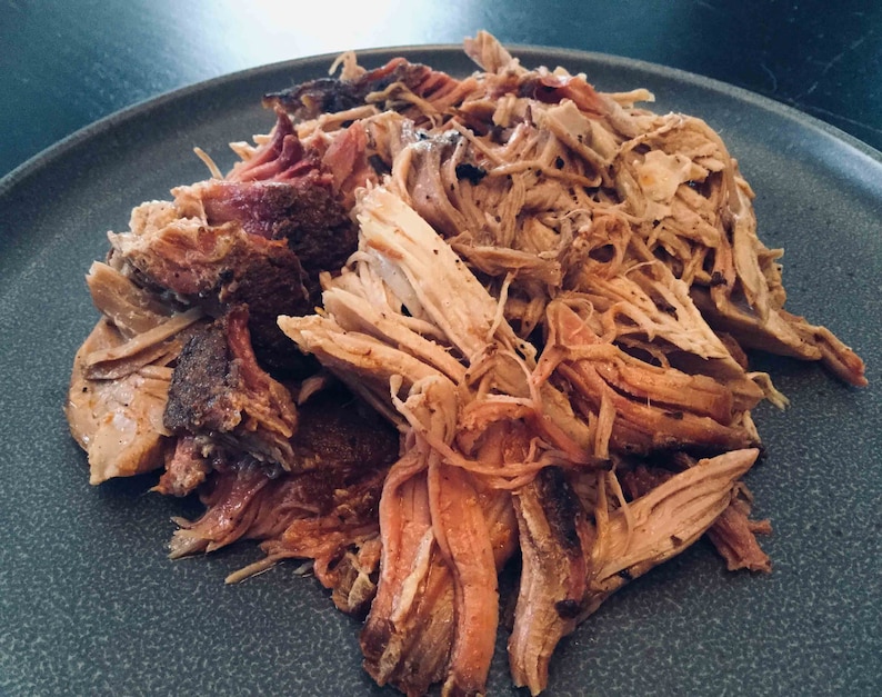 DELUXE! Gusto's BBQ Spice Rub Gift Set: Rubs of The States or South image 5