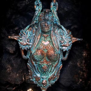 Goddess Talisman | Witchy jewelry | Electroformed Copper Pendant | Dark Pagan Jewelry | Sacred Altar Amulet