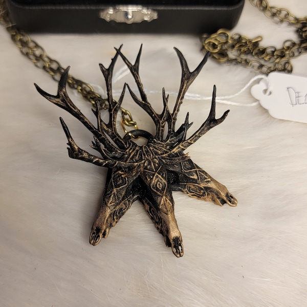 Handcrafted Trinity Deer Skull Sacred Pendant - Nature-inspired Spiritual Jewelry