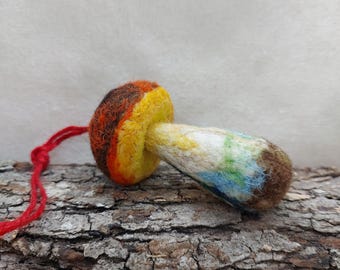 Naaldvilten paddenstoelhanger, gezellige autospiegelbedel, tasaccessoire, grappige zakpaddestoelen