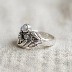 Jugendstil Musik Ring Silber Engel Schaf blau weiß Steinband Bild 3