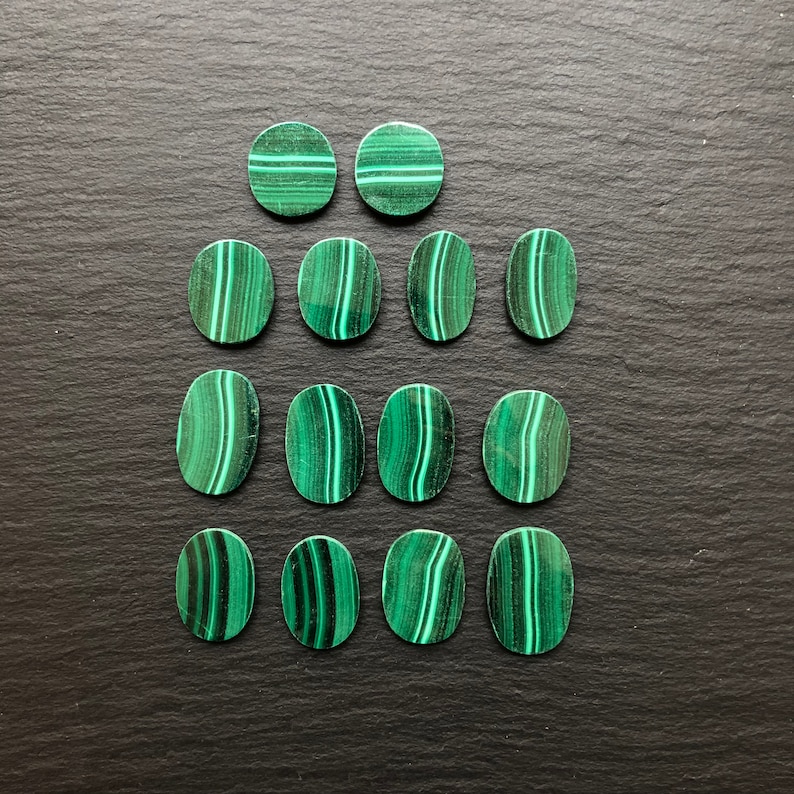 Jewelry Supplies Polished Loose Stones 14 Malachite Natural Stone Cabochons Wire Wrapping Parcel Lot of 14 Undrilled Cabs