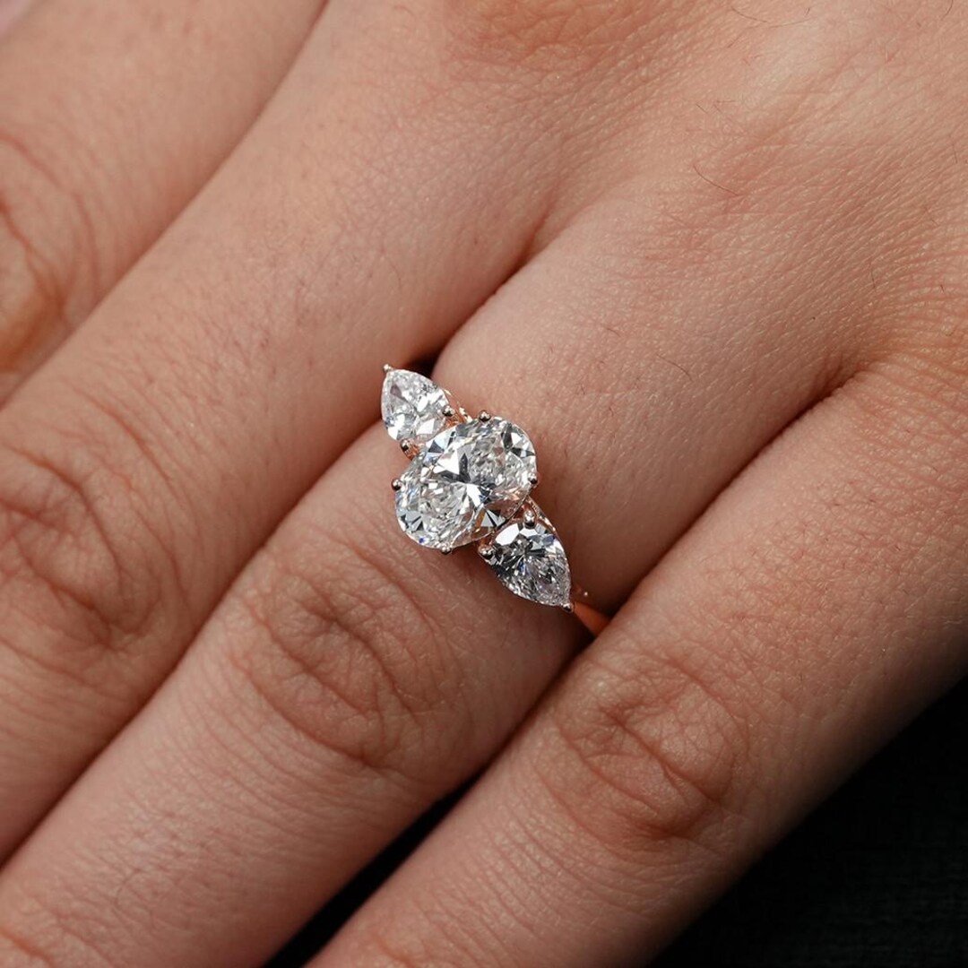 Three Stone Engagement Ring, Pear Side Stone, Oval Lab Grown Diamond ...