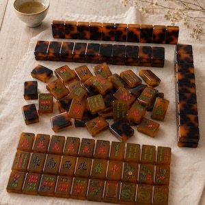 Zestaw do gry w mahjonga w stylu amerykańskim z marmurkowym bursztynem, luksusowa gra w mahjonga, 160 elementów, płytki w stylu vintage, prezent dla rodziny
