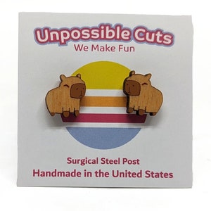 Capybara stud earrings / capybara jewelry / Gift for Capybara Lover / Capybara Gift / Trendy Animal Jewelry / Trendy Earrings