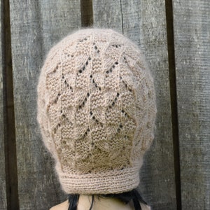 Bonnet tricoté en laine mérinos, bonnet d'hiver unisexe tricoté à la main, casque moderne à tricoter, le cadeau pour les fashionistas image 6
