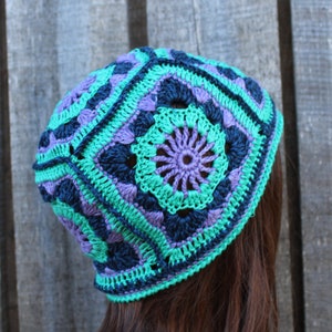 Bonnet coloré au crochet, chapeau carré de grand-mère en coton respirant, chapeau d'été fait main image 9