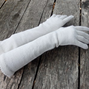 gants en laine tricotés, gants à doigts, gants longs en tricot avec les doigts, gants complets en tricot, gants de mariage, manchettes blanches en tricot, mitaines image 1