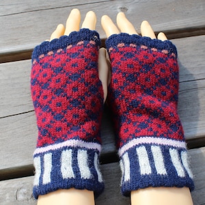 Traditional Latvian Blue and Red Fingerless Gloves, knit wool arm warmers
