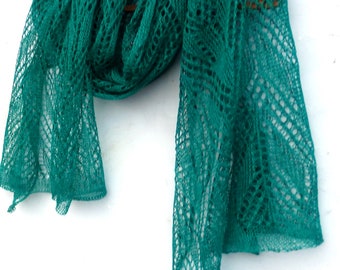 écharpe en lin tricotée, écharpe verte en dentelle tricotée, châle à tricoter pour mariage, écharpe en lin, accessoires faits main, châle pour femme en lin naturel