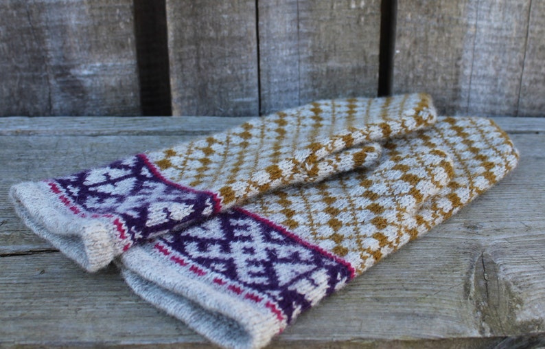 gestrickte warme Wollhandschuhe, Fair Isle Handschuhe, gestrickte Wollfäustlinge, handgemacht braun graue Handschuhe, Bild 7