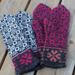 Wool Latvian mittens, knitting warm  mittens, unlined hand warmers, fair isle winter gray gloves, size M mittens