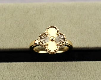 925 verzilverd met 18 kt gouden klaverring, 15 mm volledig gouden laserklavertje