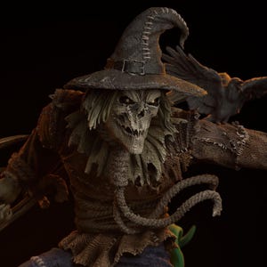 Peut inclure: Statue détaillée d'un épouvantail à l'expression menaçante. La figurine porte une tenue en toile de jute déchirée, un chapeau sombre et un corbeau perché sur son épaule. Le visage de l'épouvantail est squelettique, avec des coutures visibles.