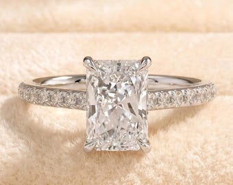 Anello di fidanzamento Radiant Cut con diamante sintetico da 2 ct, alone nascosto, pavé, fascia, montatura alta a cattedrale, solitario, oro