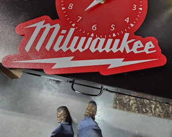 Reloj impreso en 3D de TOOL TAMERZ para propietarios de Milwaukee