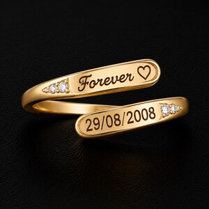 Bague personnalisée avec prénom, bague gravée sur mesure, bague ouverte, bague manchette ajustable, bague prénom en moissanite, cadeau pour elle