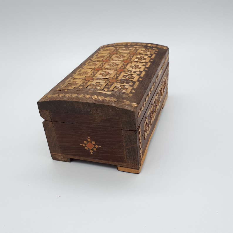 Jewelry Box Soviet Box Straw Box Beautiful VintageE treasury Box