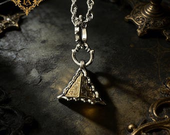 Gothic Pyramid Pendant Necklace Retro Geometric Charm Vintage Style Chain Necklace Unisex Dark Aesthetic Jewelry Gift