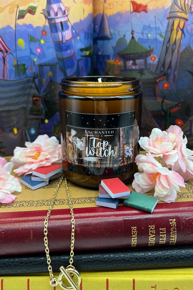 Top Witch Candle Lilac, Sweet Candy & Marshmallow Scented image 2