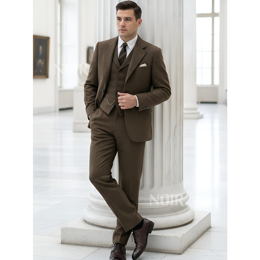 Elegant Brown 3-Piece Notched Lapel Groom Suit