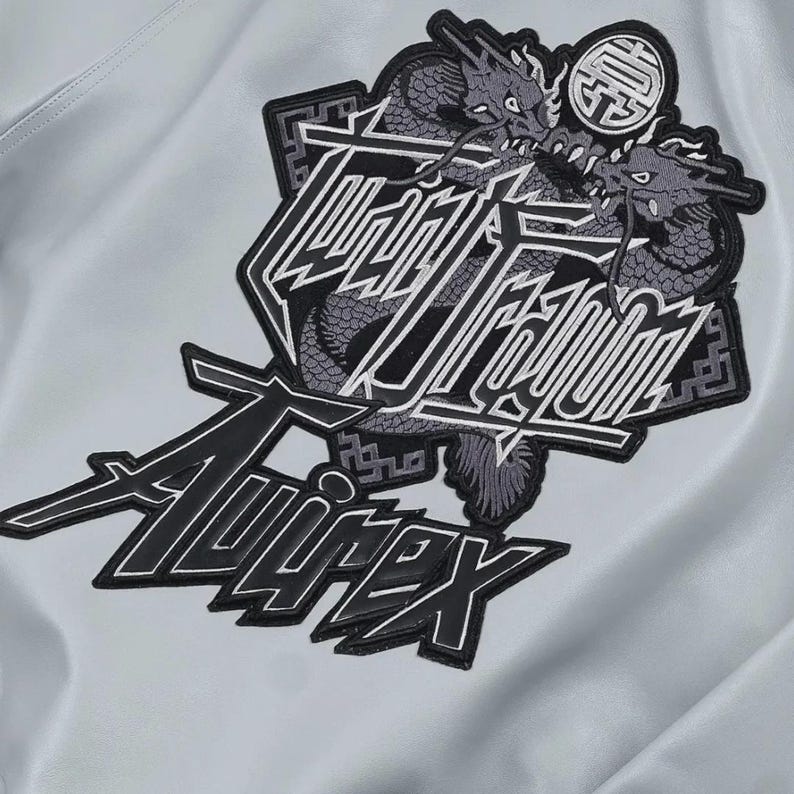 Jaqueta Bomber Masculina Avirex em Couro Legítimo de Vaca com Estampa de Dragão Duplo, Estilo Universitário. imagem 5