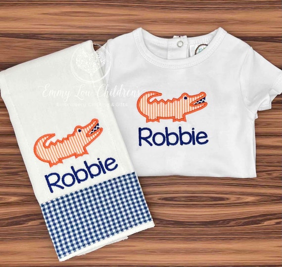 Baby boy Gift, Baby Boy Bodysuit, Baby Boy Bodysuit Set, Baby Boy Burp Cloth, Baby Boy Burp Clothes, Baby Boy Outfit, Baby Boy Shower Gift