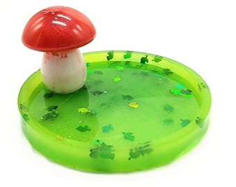 Mushroom Ring Dish Animal Crossing Leaf Resin Embedded Micro Glitter Jewelry Holder Trinket Tray Resin Coaster Redcap ACNH Forestcore Gift