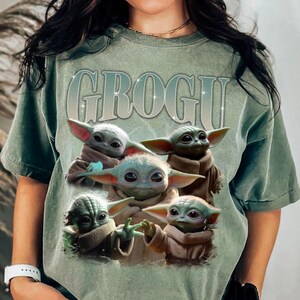 Vintage Star Wars Grogu Comfort Colors Shirt, Baby Yoda Unisex Tee, Trending Retro Sci-Fi Graphic Tee, Mandalorian Gift Shirt, Cute Fan Tee bild 3