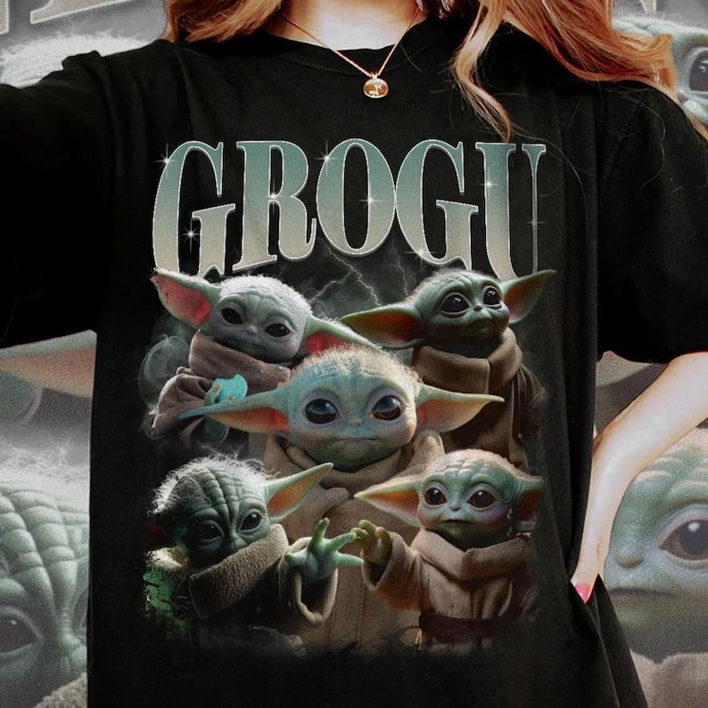 Vintage Star Wars Grogu Comfort Colors Shirt, Baby Yoda Unisex Tee, Trending Retro Sci-Fi Graphic Tee, Mandalorian Gift Shirt, Cute Fan Tee bild 2