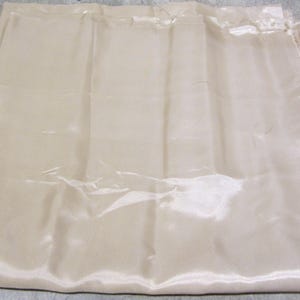 Retales de tela precortada multicolor Pick-ur Sateen Satin Poly Textile Material Inherit Destash Vintage Selection