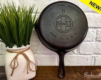 Sartén de hierro fundido Griswold con logotipo grande en bloque n.° 8