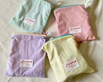 Mini bolsa de cosméticos coreana con cremallera y lazo de encaje