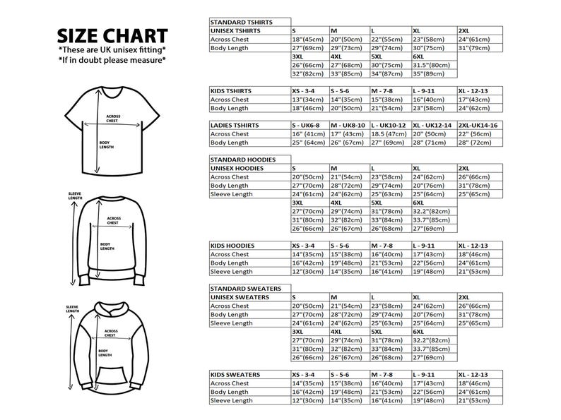 K&ouml;nnte beinhalten: Eine Gr&ouml;&szlig;entabelle f&uuml;r Kleidung, einschlie&szlig;lich T-Shirts, Hoodies und Pullovern. Sie enth&auml;lt Brust-, K&ouml;rper- und &Auml;rmell&auml;ngen in Zentimetern und Zoll, f&uuml;r Unisex-Passformen.