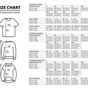 Peut inclure: Un tableau des tailles de v&ecirc;tements, incluant t-shirts, sweats &agrave; capuche et pulls. Les mesures en centim&egrave;tres et en pouces sont fournies pour la poitrine, la longueur du corps et des manches, des tailles XS &agrave; 6XL.