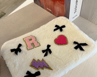 Personalized Fluffy Laptop Sleeve, Cute Tablet Case, Valentine’s Day Gift for Her, Aesthetic Furry Laptop Cover