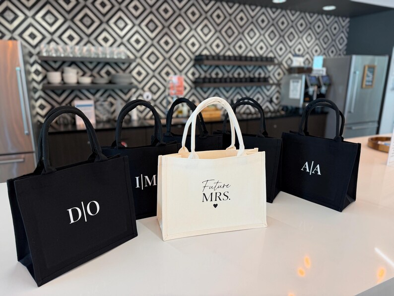 Personalized Canvas Tote Bag, Custom Name Tote, Minimalist White Canvas Bag, Monogram Tote, Custom Text Bag, Mini to Oversized, Gift for Her