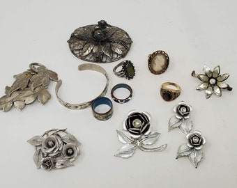 Vintage lot of  misc. pewter flower brass enamel brooches  rings cloisonné floral jewelry costume jewelry