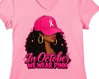 En octubre vestimos de rosa PNG, Mujer de concientización sobre el cáncer de mama PNG, Sombrero con lazo rosa PNG, Diseño de camiseta rosa de octubre, Apoyo contra el cáncer de mama