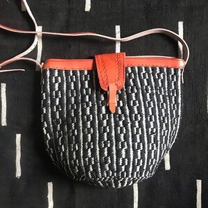 Sisal Yarn Bucket Tote image 3