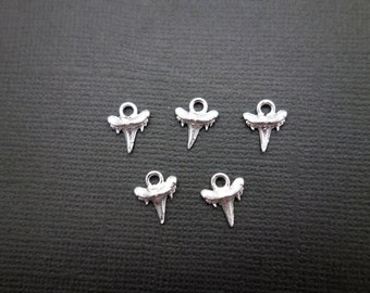 5 Shark Tooth TINY Charms Pendant Solid Sterling Silver Charm .925 You will get 5 charms - S14B5-05