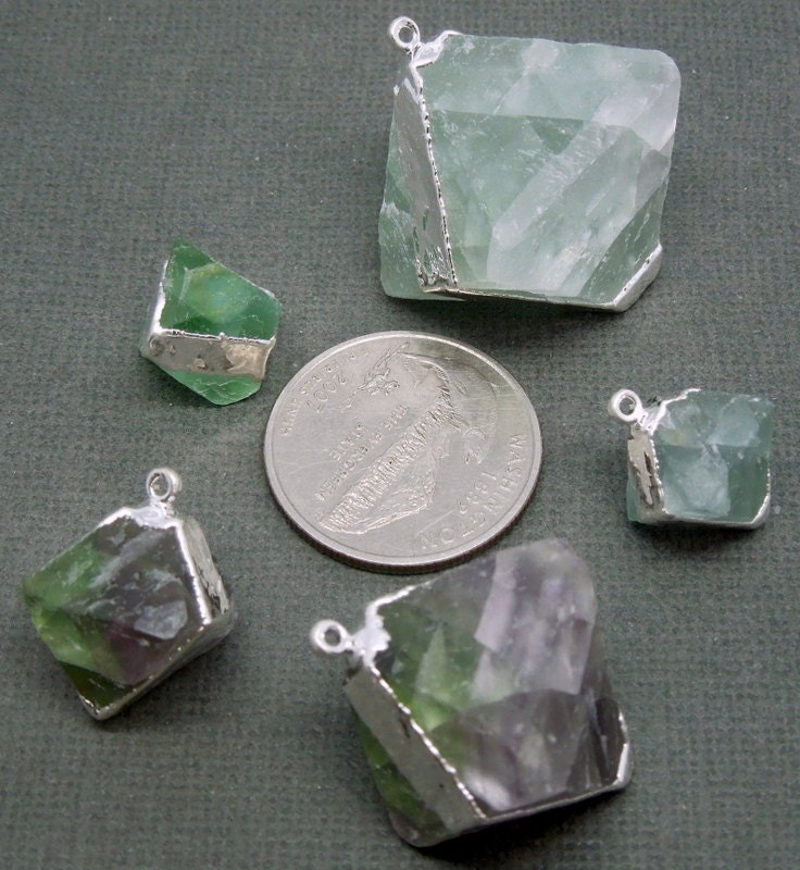 スパークル フローライト レインボーフローライトフローライトダイヤモンドキューブ、シルバー