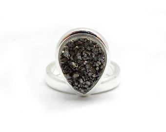 Beautiful Black Diamond Teardrop Druzy Silver Plated Ring -- Ring Sizes (S133B5)