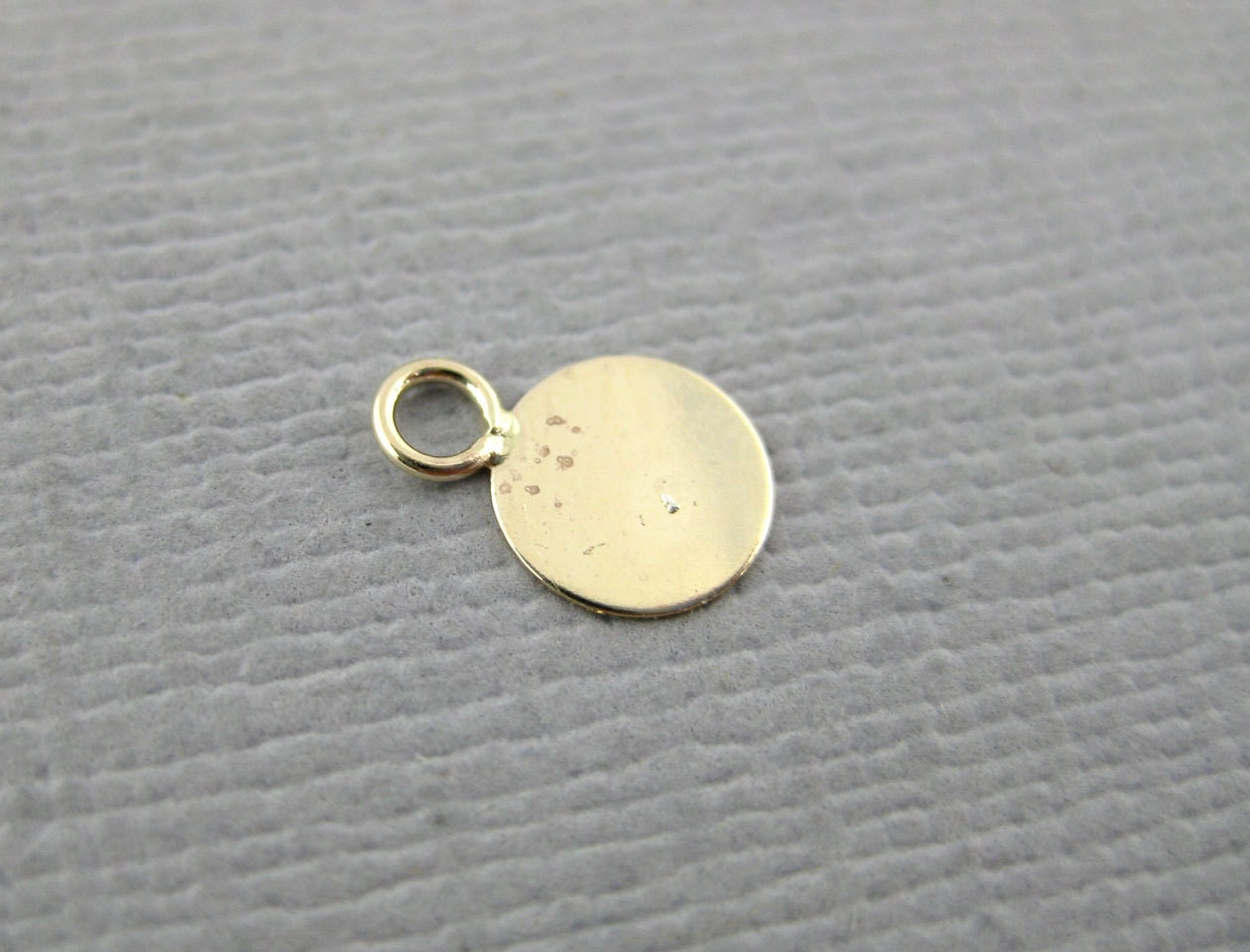 Small Rund Charm Gold Filled Charm-- Tiny 5mm Gold Filled Flat Round Charm-- 2 CHARMS ...